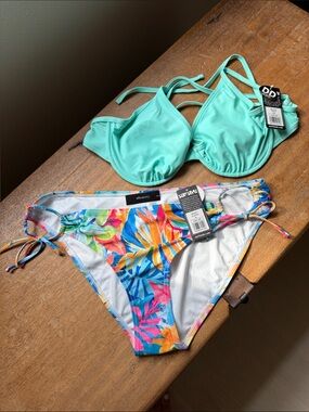 NWT! Mint Green Top with Multicolor Tropical Tie-Side Bikini Bottoms